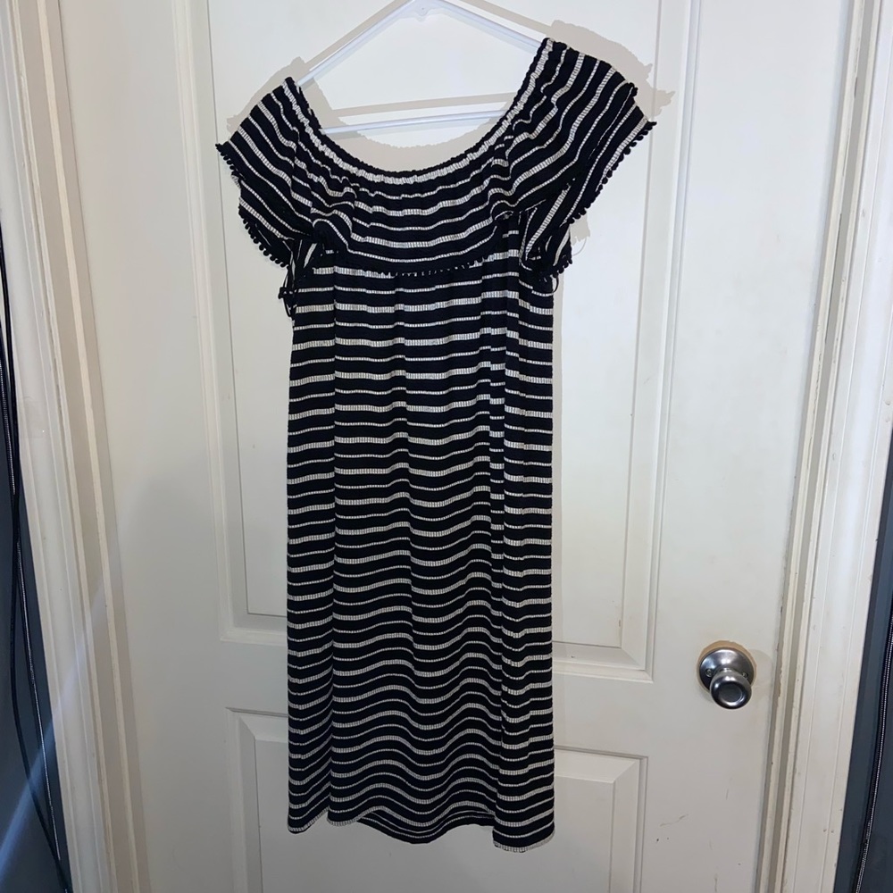 Loft / off the should midi dress / ruffle shoulder / size L